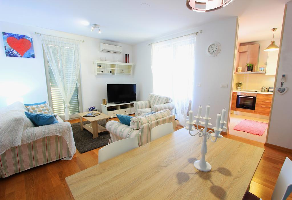 Sunset Beach Apartments Сплит Экстерьер фото